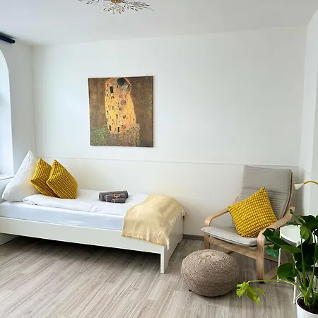 Apartment Moebliertes In Herne-mitte Mit Parkplatz, Arbeitsplatz, Wlan- Super Anbindung An Autobahnen Und Oepnv -fuer 1bis 3 Personen