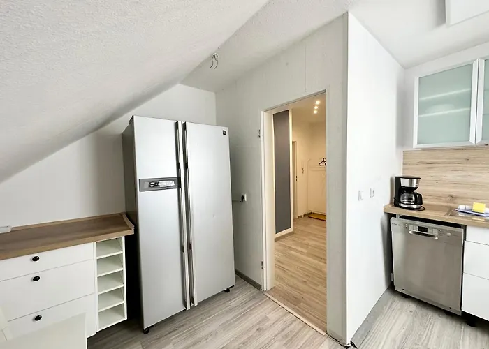 Moebliertes In Herne-mitte Mit Parkplatz, Arbeitsplatz, Wlan- Super Anbindung An Autobahnen Und Oepnv -fuer 1bis 3 Personen Lejlighed