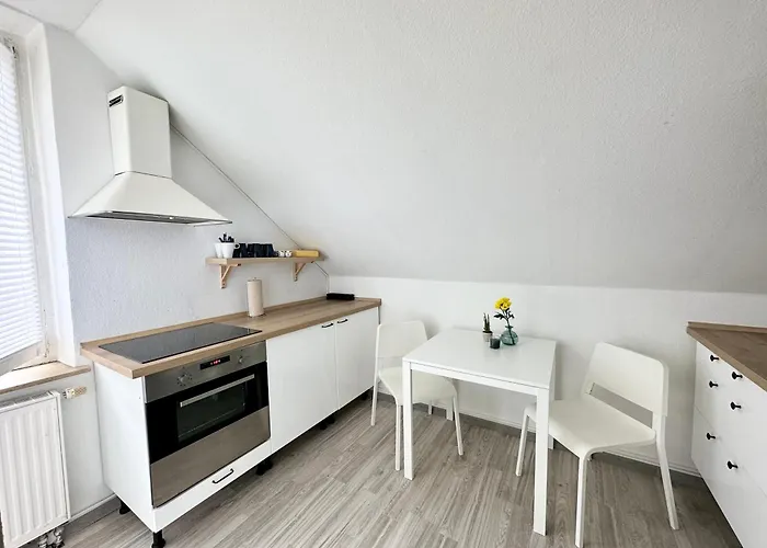 Moebliertes In Herne-mitte Mit Parkplatz, Arbeitsplatz, Wlan- Super Anbindung An Autobahnen Und Oepnv -fuer 1bis 3 Personen Lejlighed *