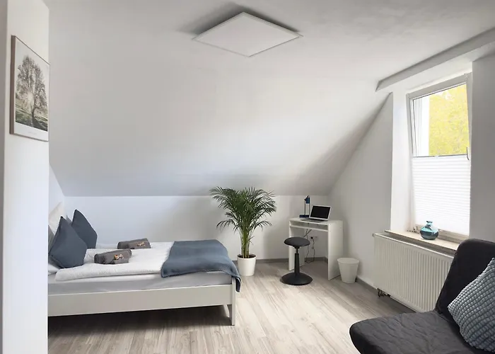 Lejlighed Moebliertes In Herne-mitte Mit Parkplatz, Arbeitsplatz, Wlan- Super Anbindung An Autobahnen Und Oepnv -fuer 1bis 3 Personen *