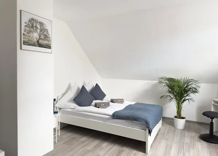 Moebliertes In Herne-mitte Mit Parkplatz, Arbeitsplatz, Wlan- Super Anbindung An Autobahnen Und Oepnv -fuer 1bis 3 Personen * Herne